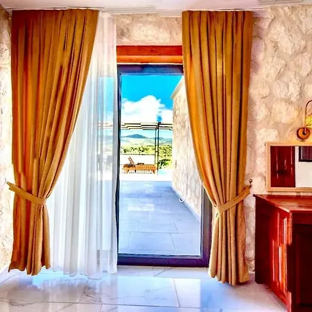 Sacred Villa *